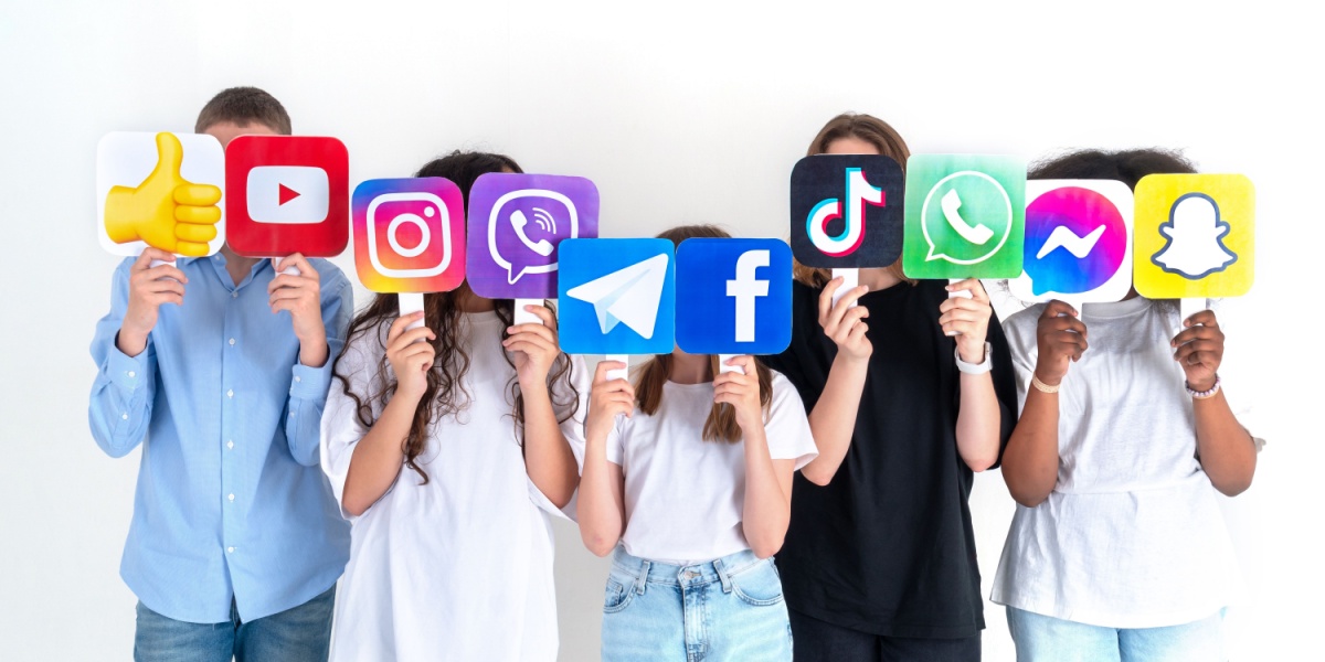 Florida Leads Charge on Social Media Ban for Young Teens