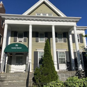 Connecticut Renaissance Inc  CT