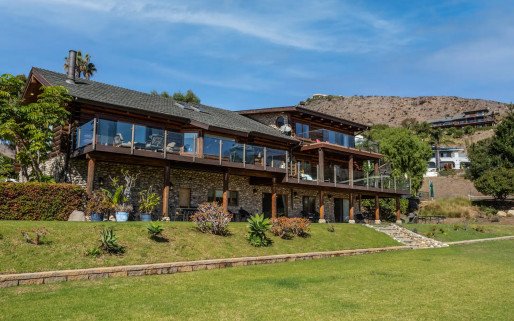 Meadows Malibu Broad Beach Retreat