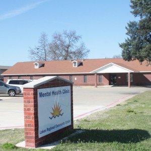 Lakes Regional Community Center  TX