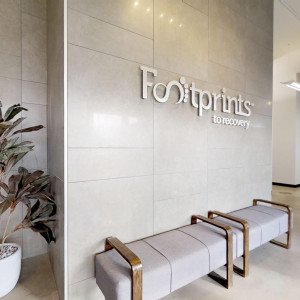 Footprints to Recovery  IL