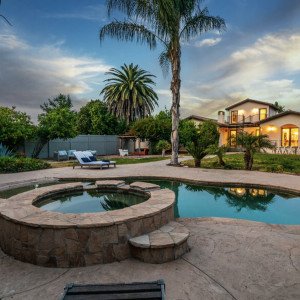 Iris Healing Center  CA