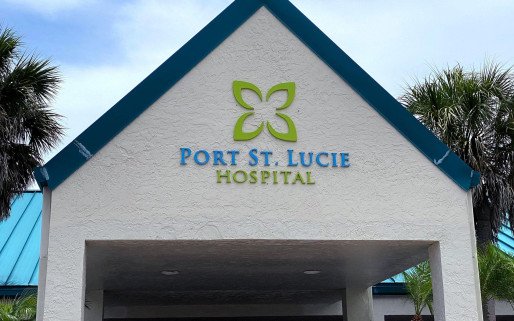 Port Saint Lucie Hospital