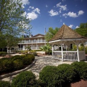 Cinnamon Hills Youth Crisis Center