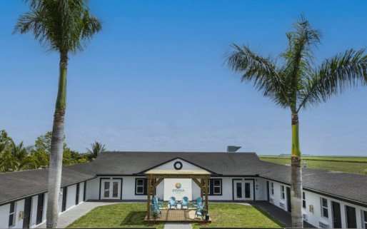 Zinnia Healing at Lake Okeechobee