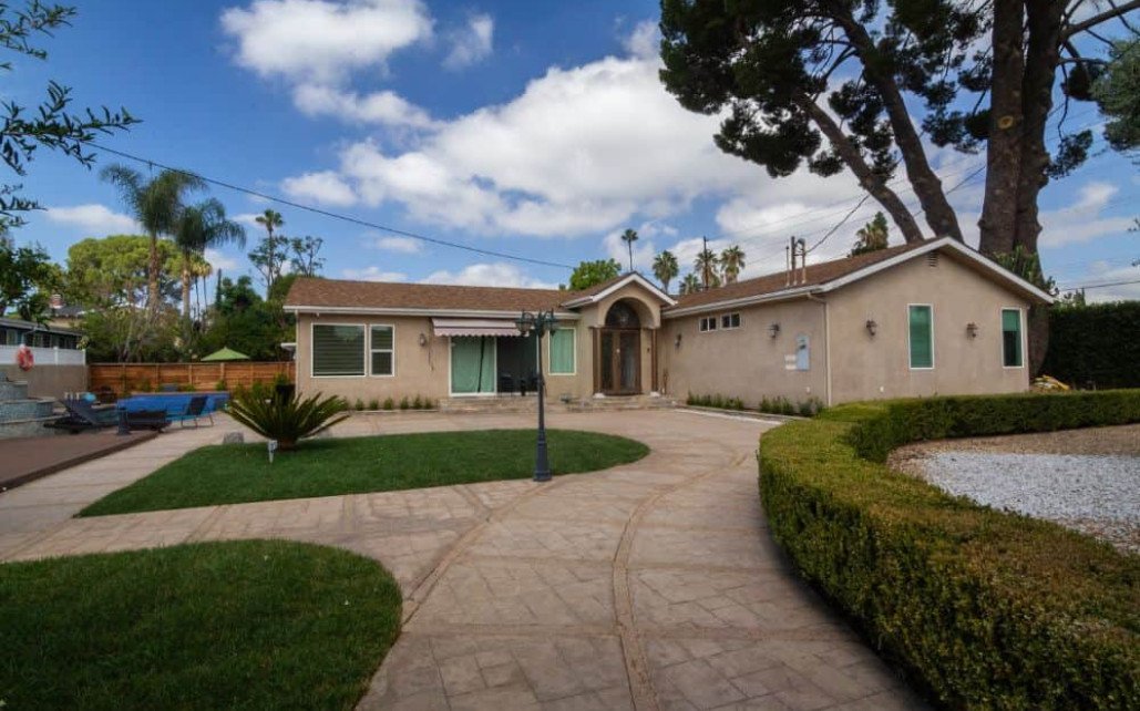 Gloria Detox and Rehab Center