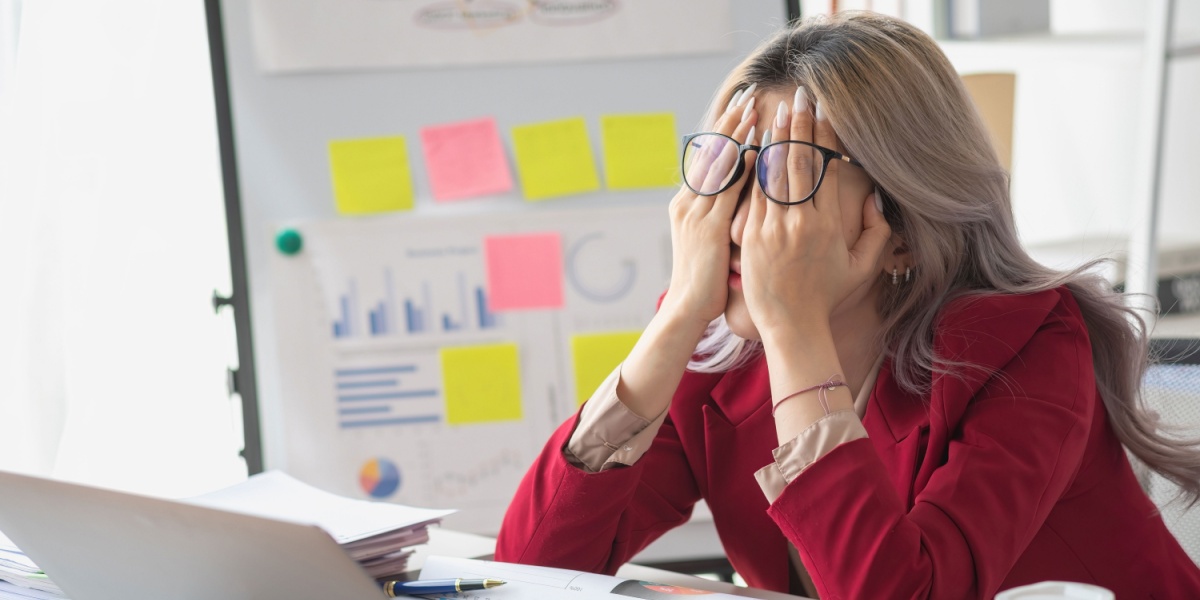 How Work Addiction Fuels Burnout (And How to Break the Cycle)