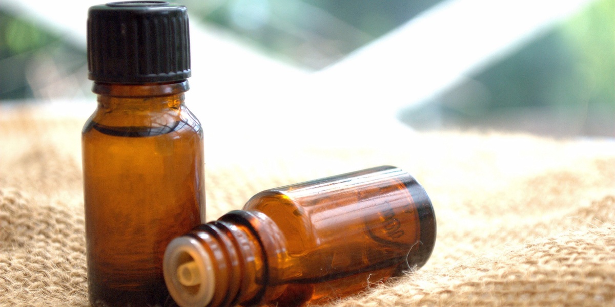 Amyl Nitrite (Poppers): Effects, Risks, and Recovery