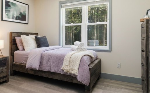 Never Alone - Adolescent Addiction Treatment Center