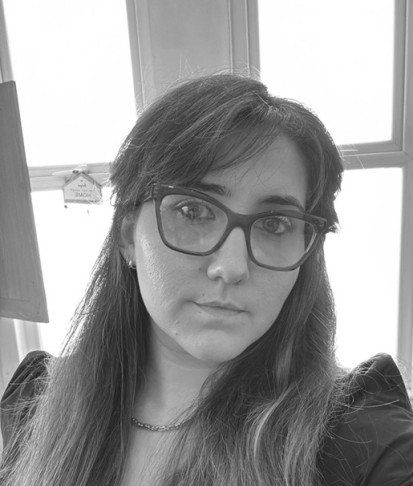 Dr. Antonia Morris